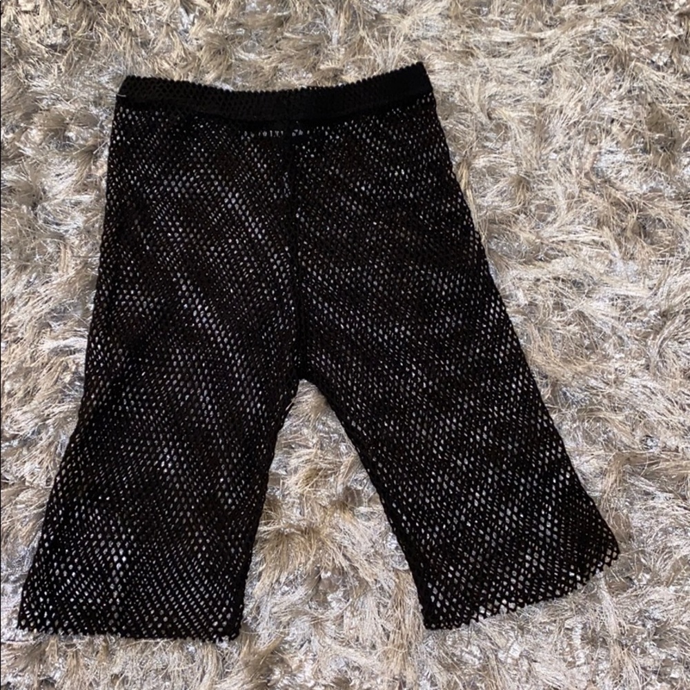Black fishnet shorts 💕